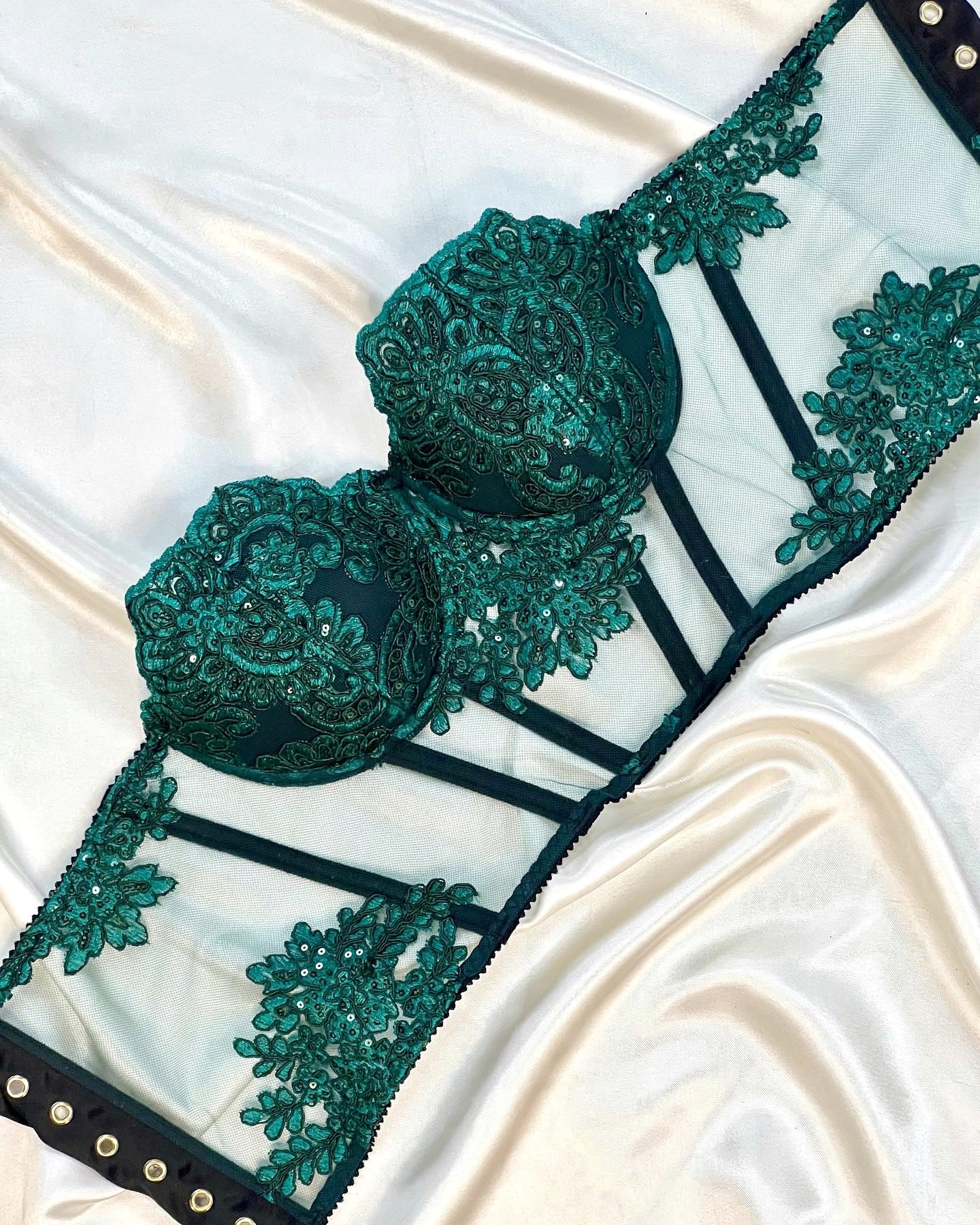 Esmeralda Corset