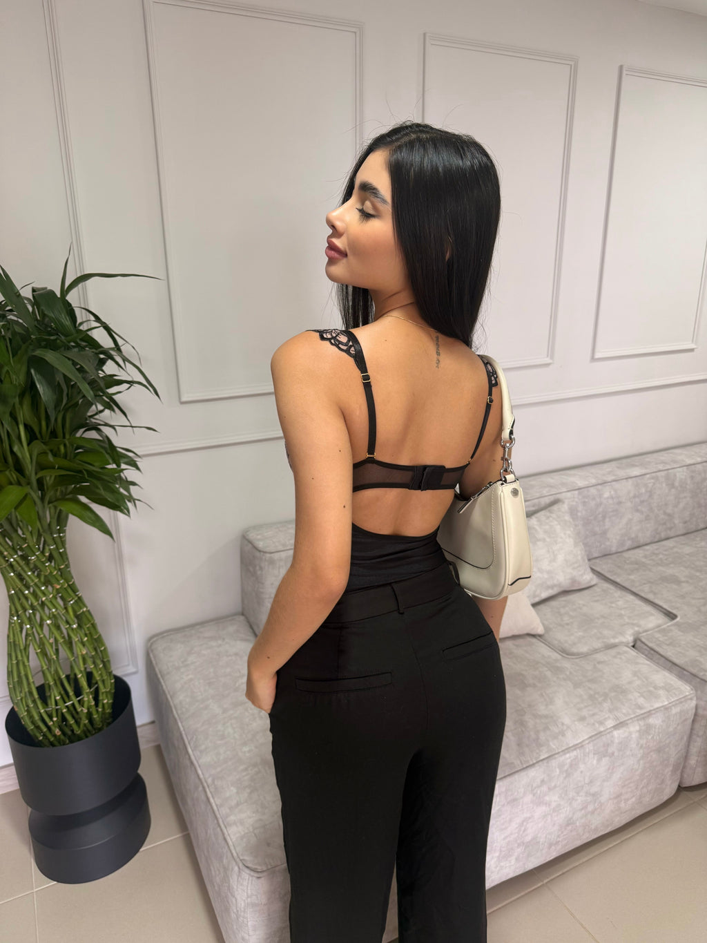 BELLA BODYLACE NEGRO